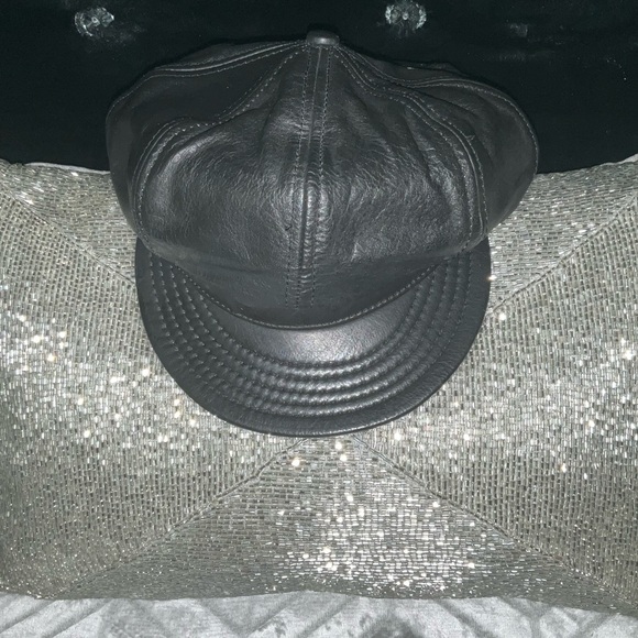 Wilsons Black Leather Page Boy Hat - Picture 1 of 4
